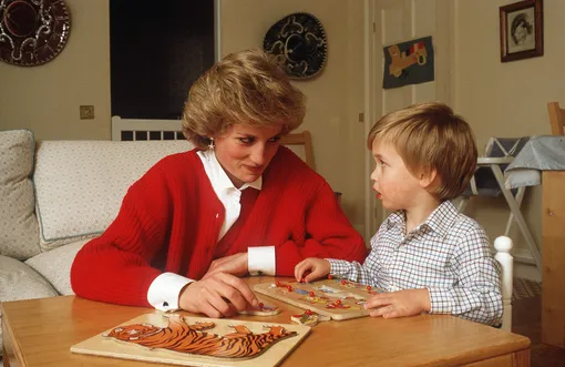 Принцесса Диана и принц Уильям, 1985 год Принцесса Диана и принц Уильям, 1985 год