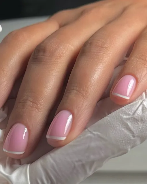 Что такое Bubblegum Nails — и почему это самый модный маникюр весны-2024