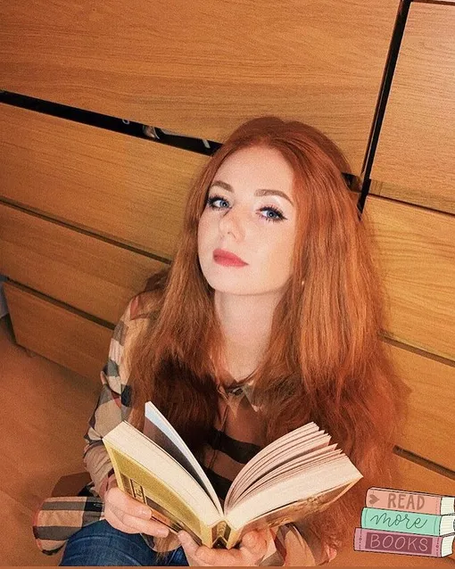 Лена Катина
