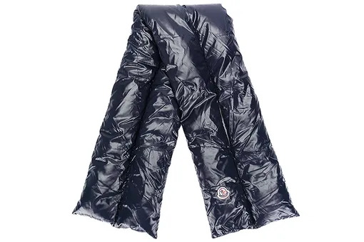 Moncler, 13 200 рублей