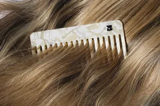 Как правильно ухаживать за окрашенными волосами, чтобы цвет оставался ярким