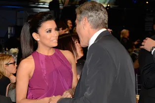 Джордж Клуни расстался с девушкой из-за Евы Лонгории? Джордж Клуни расстался с девушкой из-за Евы Лонгории?