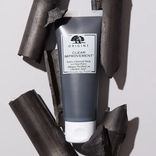 Clear Improvementä Active Charcoal Mask