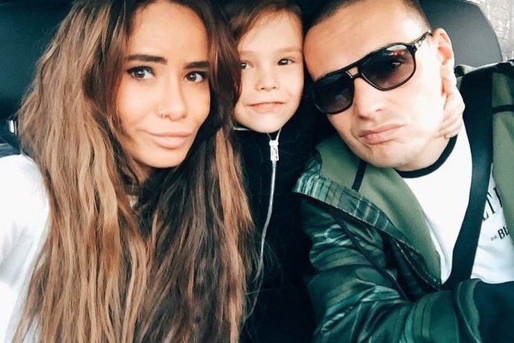 Уфада түсірілген порно көру Жетілген Лаура порно