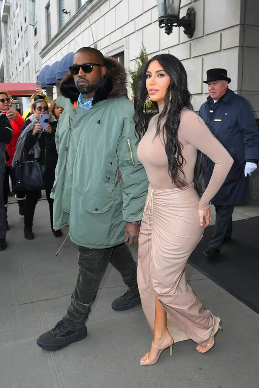 Ким Кардашьян вышла в свет с Канье Уэстом