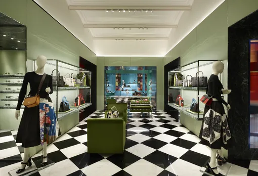 Новый бутик Prada в ГУМе