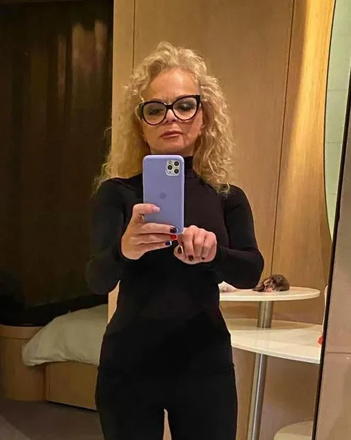 Лариса Долина