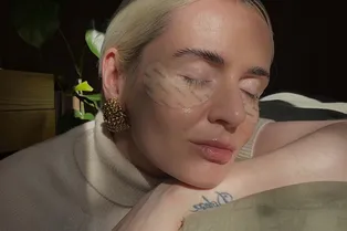 Конец каникул: домашние бьюти-ритуалы, которые помогут настроиться на рабочий лад