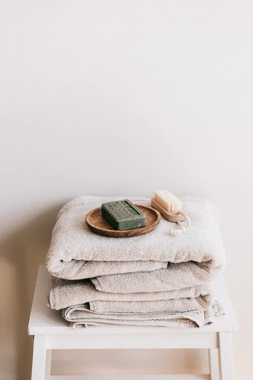 Полотенца и мыло