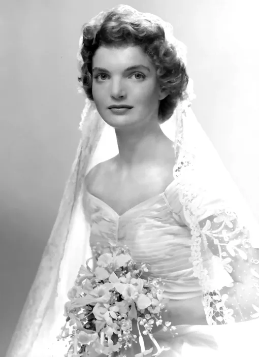 Свадебное платье Жаклин Кеннеди было сшито на заказ