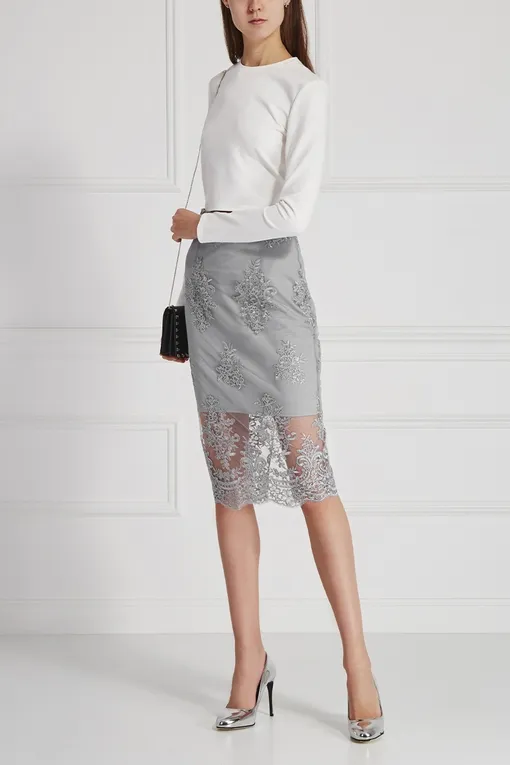 T-Skirt, 8 500 руб. (на сайте aizel) T-Skirt, 8 500 руб. (на сайте aizel)
