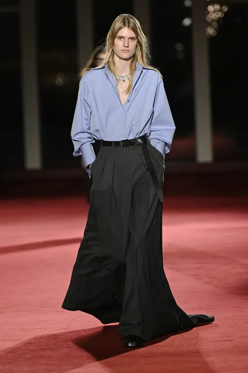 модные брюки на осень 2026