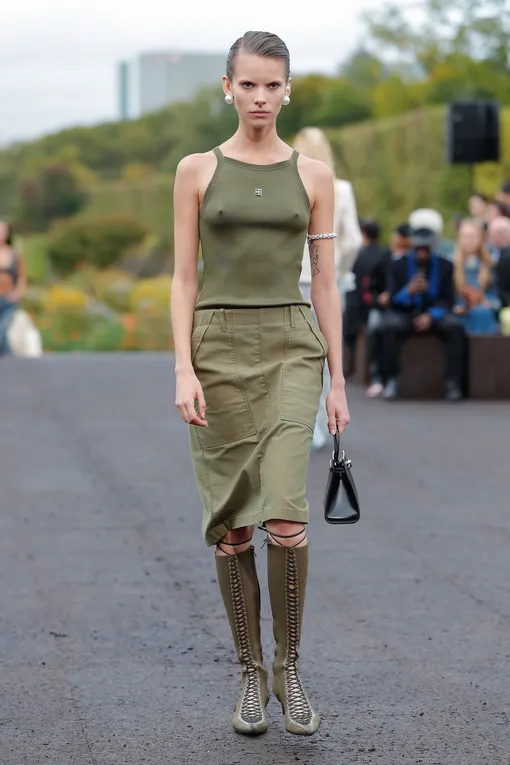 Givenchy, коллекция весна-лето 2023 Givenchy, коллекция весна-лето 2023