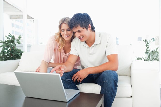 Жалаңаш Тара Ридтің суреті