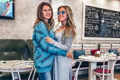Рита Дакота объявила в Instagram*, что поможет пережить девушкам расставание
