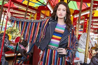 10 цветных косух, которые поднимут вам настроение в хмурую погоду 10 цветных косух, которые поднимут вам настроение в хмурую погоду