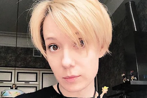 Весеннее преображение: Чулпан Хаматова стала блондинкой Весеннее преображение: Чулпан Хаматова стала блондинкой