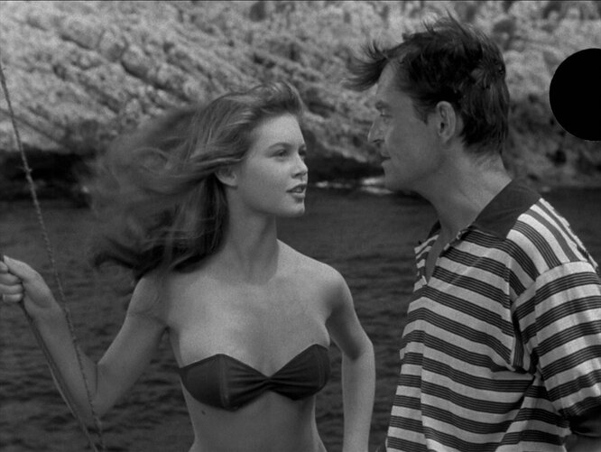 Брижит Бардо в фильме «Манина, девушка в бикини» в 1952 году