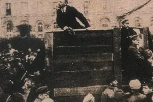 ВЫСТАВКА «КОМИССАР ИСЧЕЗАЕТ»