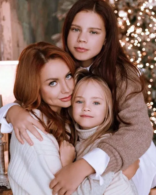 Марина Максимова с дочерьми