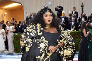 Певица Лиззо раскритиковала Met Gala накануне мероприятия Певица Лиззо раскритиковала Met Gala накануне мероприятия