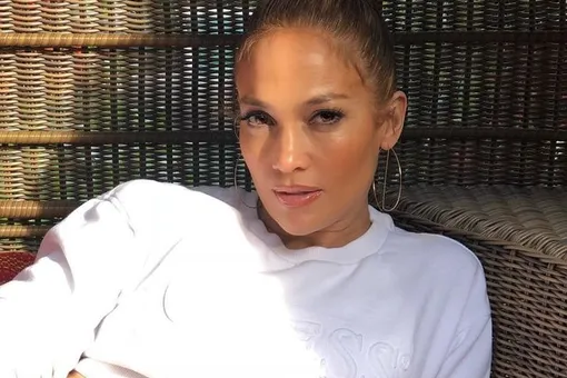 Алекс Родригес показал Дженнифер Лопеc в белом бикини Алекс Родригес показал Дженнифер Лопеc в белом бикини