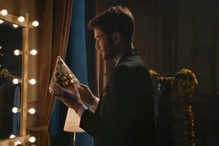 Резо Гигинеишвили снял короткометражный фильм для бренда Ferrero Rocher Резо Гигинеишвили снял короткометражный фильм для бренда Ferrero Rocher