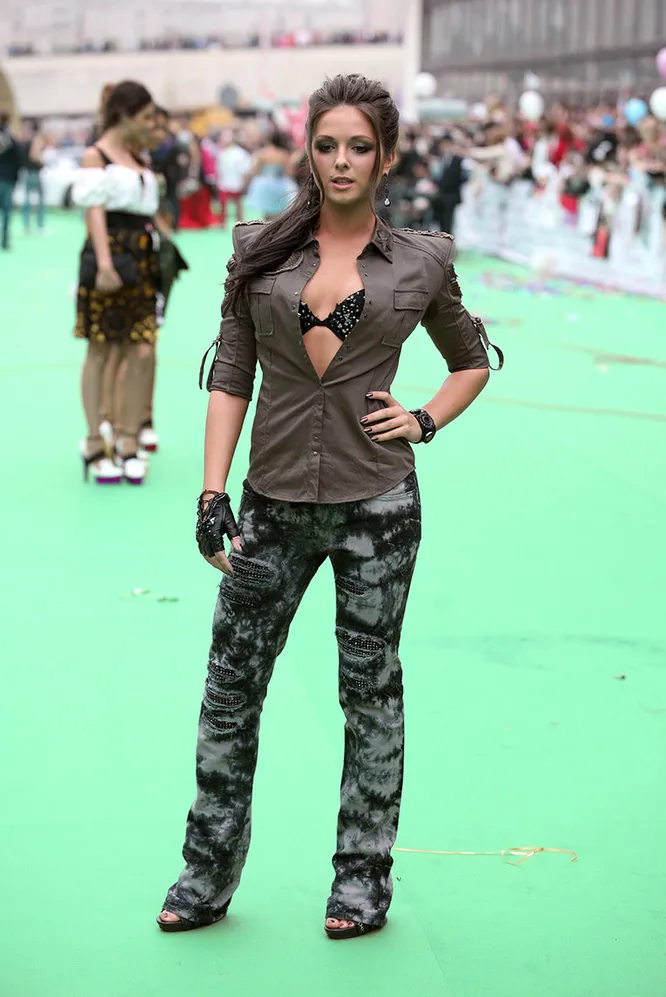 Нюша в 2010 году на церемония вручения премии 'Муз-ТВ'