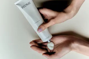 10 лучших кремов для рук, которые действительно увлажняют кожу