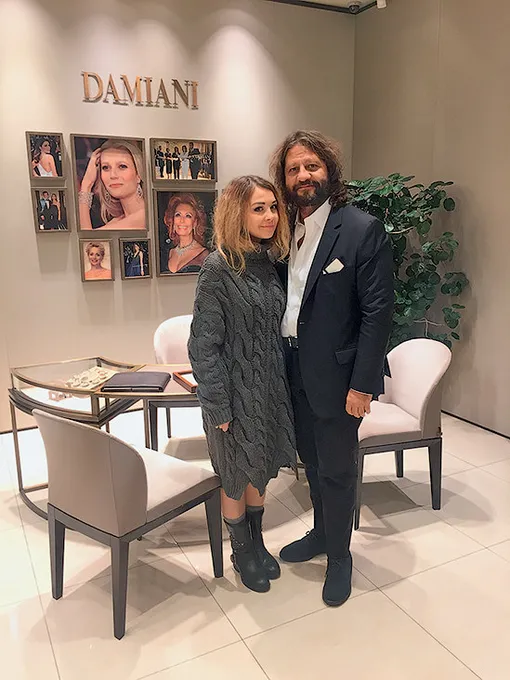 Старший редактор отдела моды Grazia Елена Дудина и Гвидо Дамиани в бутике марки в Столешниковом переулке