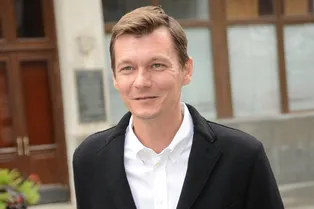 «Нянчимся, конечно»: Филипп Янковский впервые заговорил о внуке