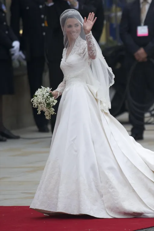 Кейт Миддлтон в свадебном платье