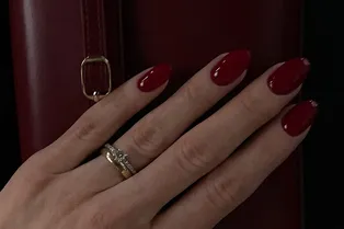 Модные идеи маникюра на Новый год-2026