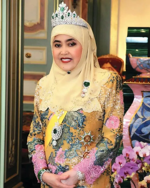 Первая жена султана Брунея