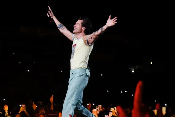 Почему альбом «Kiss All The Time. Disco, Occasionally» может стать самым сложным в карьере Гарри Стайлса