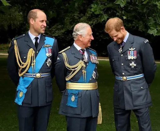 Принц Уильям, принц Чарльз и принц Гарри