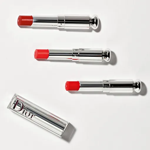 Помады Dior Addict Stellar Halo Shine, 744, Success Star, 669, Superstar, 740, Happy Star – все Dior, по 2137 рублей