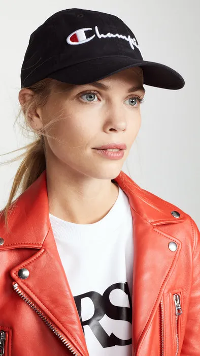 Champion, 3 217 руб. (на сайте Shopbop)