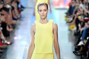 Банановая республика: насыщенные оттенки желтого Банановая республика: насыщенные оттенки желтого