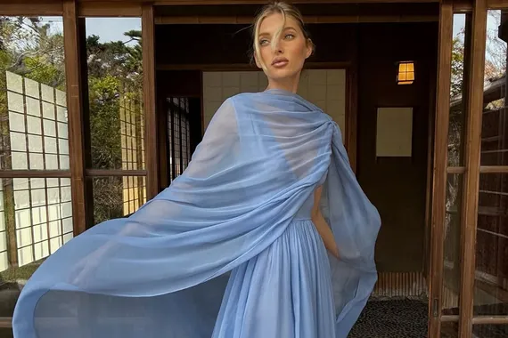 Вместо «топленого масла»: baby blue — самый модный оттенок лета
