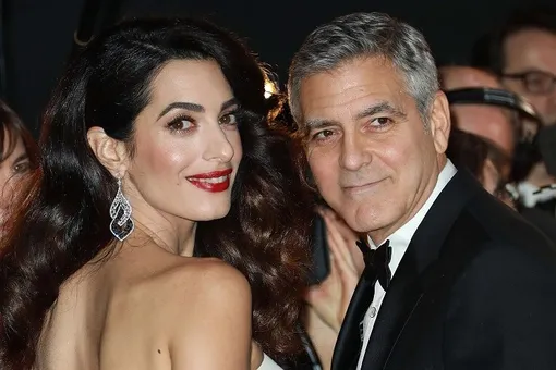 Молодые родители Джордж и Амаль Клуни провели романтический вечер в Италии
