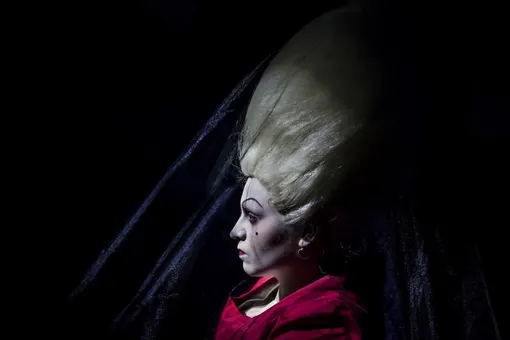 В особняке Гончаровых идет второй сезон оперы-променад «Пиковая дама»