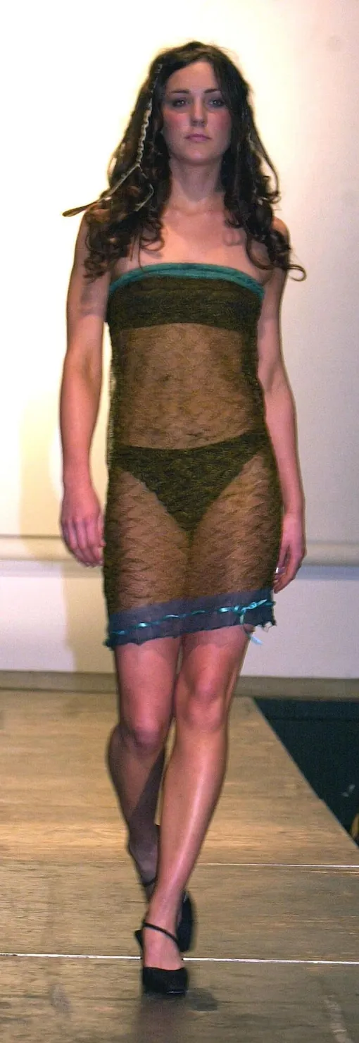 Кейт Миддлтон в прозрачном платье