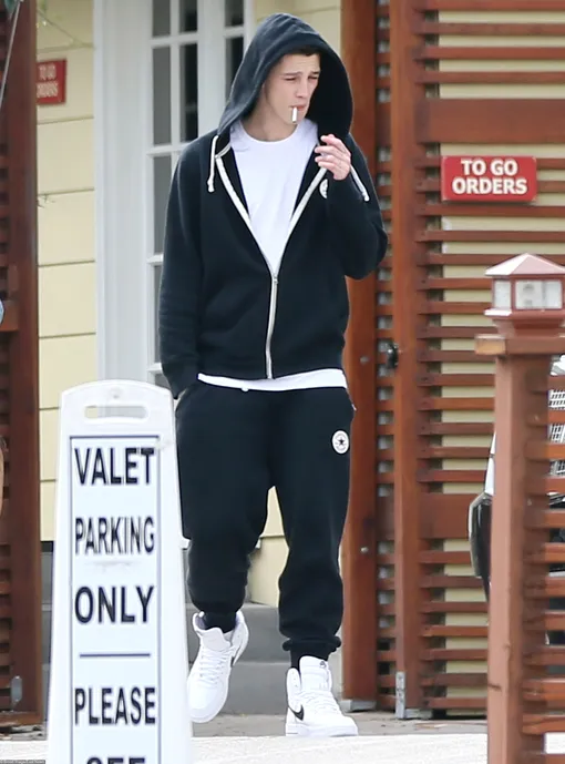 Эш Стаймест