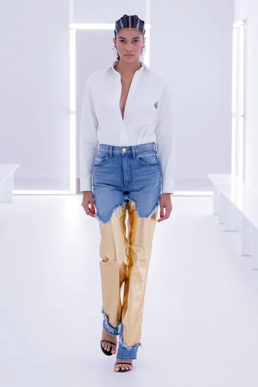 Блестящие джинсы — самые модные зимой 2023/2024