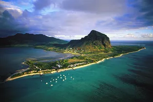 Бегущий по волнам: Маврикий Бегущий по волнам: Маврикий