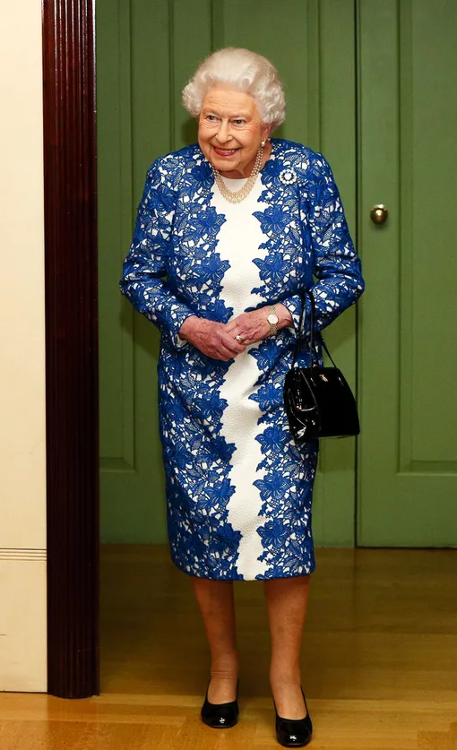 Королева Елизавета II на приеме в Букингемском дворце, 21 февраля 2017