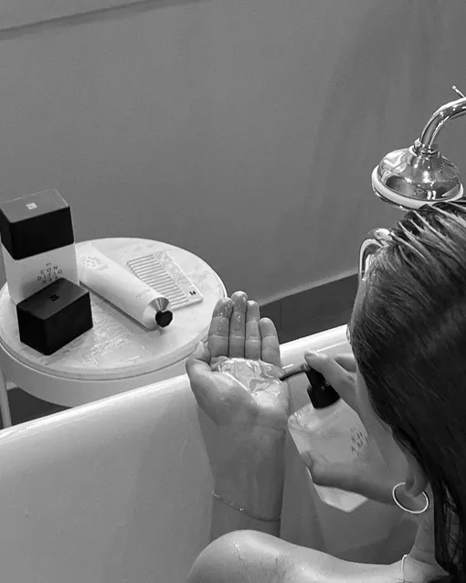 Гель для душа с цветочным ароматом Гель для душа с цветочным ароматом