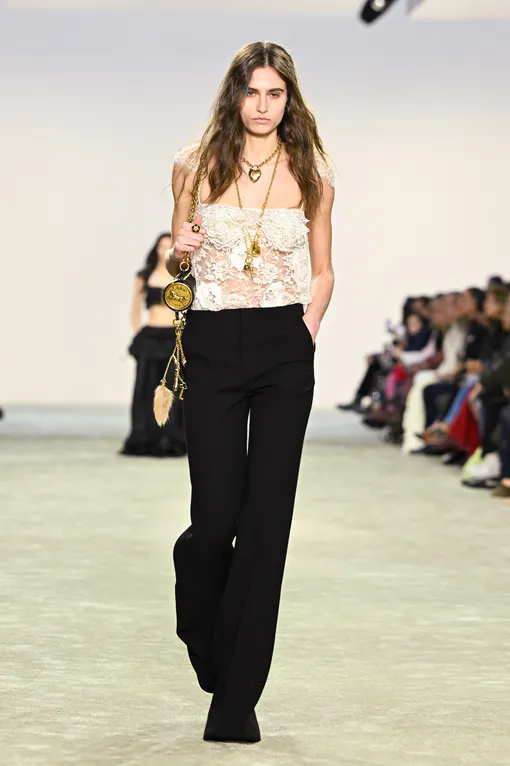Chloé, осень-зима 2025/2026
