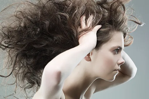 Пора лечить: 10 признаков того, что волосам нужна помощь